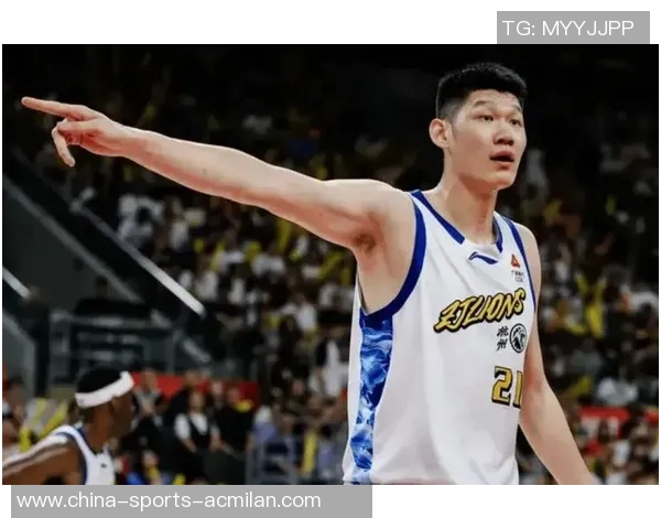 胡金秋的篮球之路:从青涩少年到CBA明星的成长历程与奋斗故事