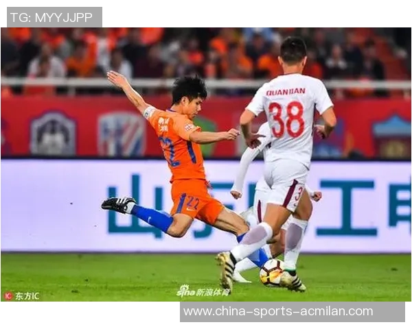 重庆与鲁能激战正酣现场直播全程回顾与精彩瞬间分析